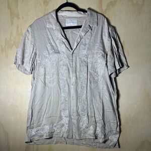 PacSun Embroidered Floral Button Up Shirt Beige Tan Medium Short Sleeve